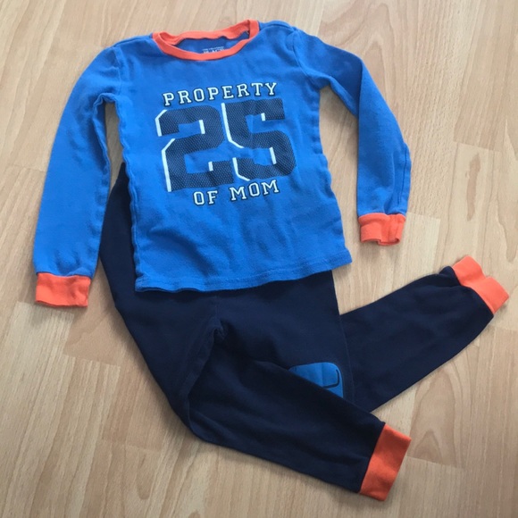 8/$25 The Children’s Place Property of Mom Pajama Set 3T - Picture 1 of 13